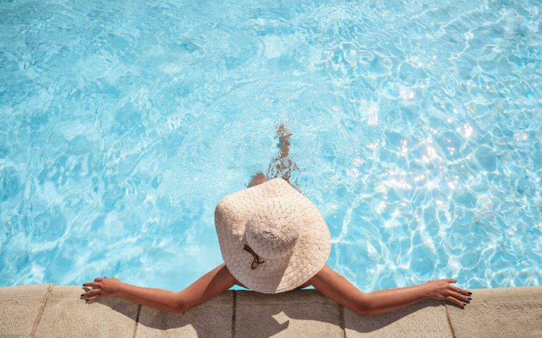 3 Benefits of Weekly Pool Maintenance