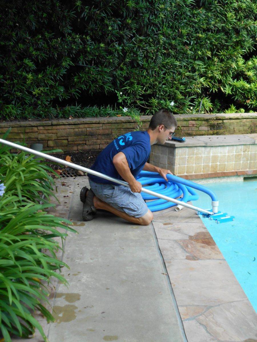 Houston Pool Cleaning Services