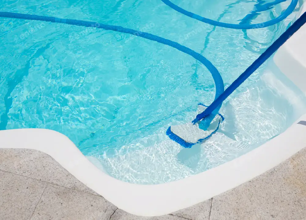 Professional Pool Maintenance: Weekly Vs. Monthly Plans | Manning Pool ...